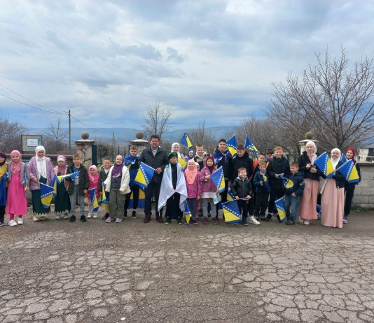 Polaznici mektepske nastave obilježili Dan nezavisnosti