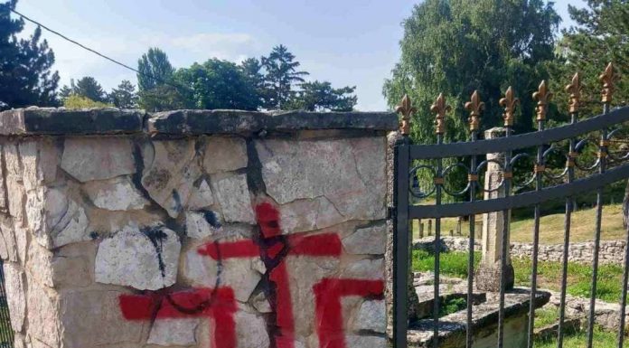 Muftijstvo mostarsko najoštrije osuđuje vandalske incidente i širenje simbola mržnje u Livnu